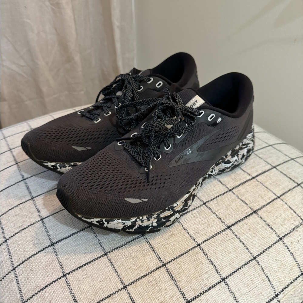 Brooks Ghost 15 Sneakers